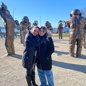 Meet your Posher, Regina